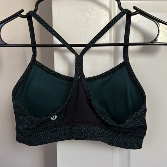 Lululemon Flow Y Bra IV size 6 - Picture 5 of 8